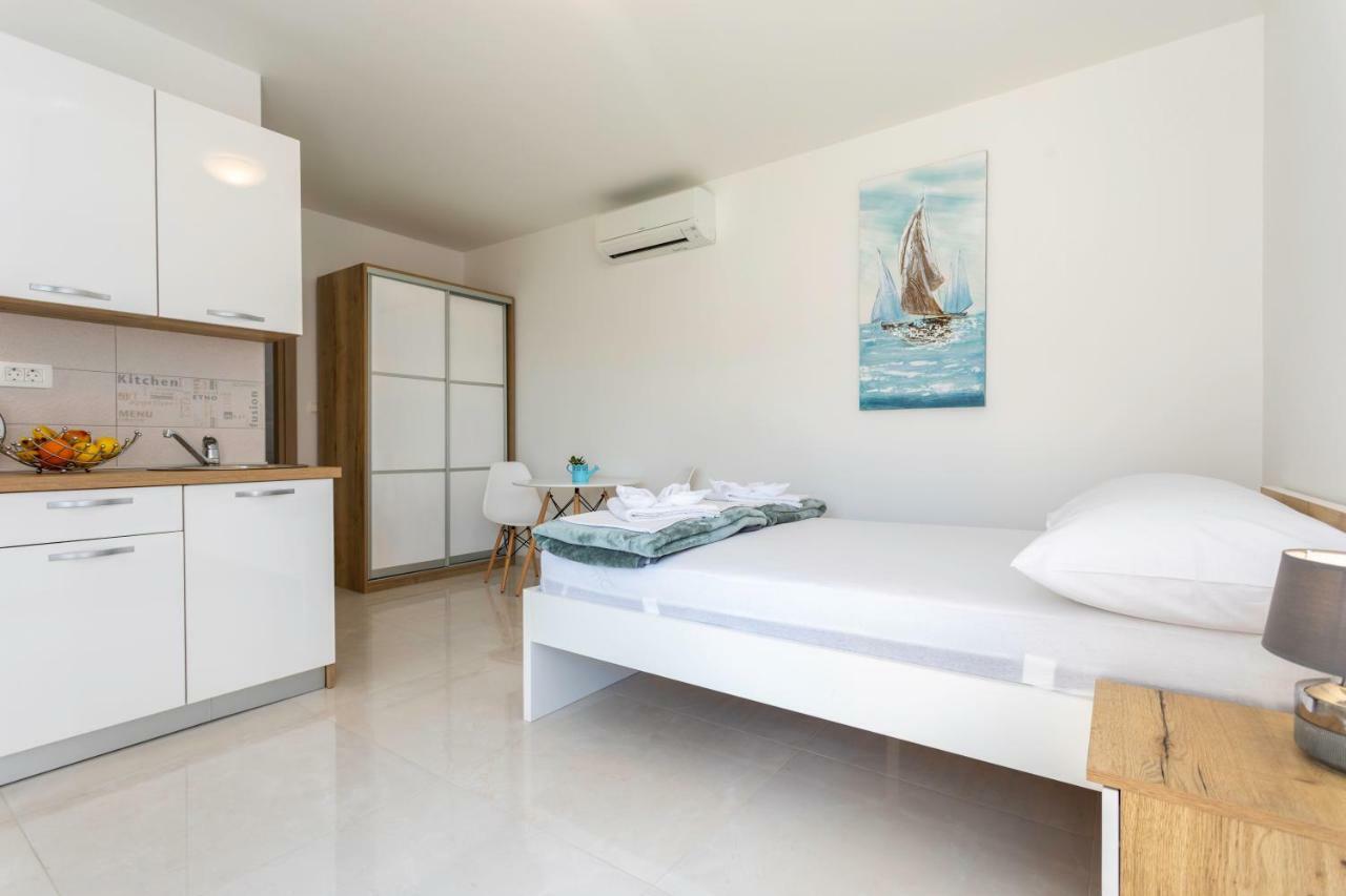 Apartments Mateo 2 Baska  Exterior photo